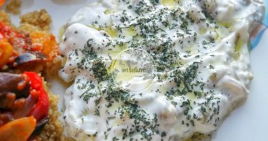 yogurtlu koz biber salatasi